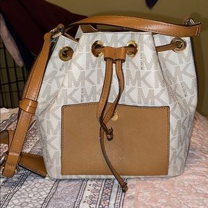 Michael Kors bucket crossbody